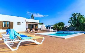 Villa Maria En Playa Blanca